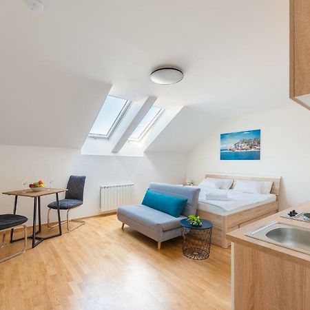 Ferdinand Apartment Praha Exteriér fotografie
