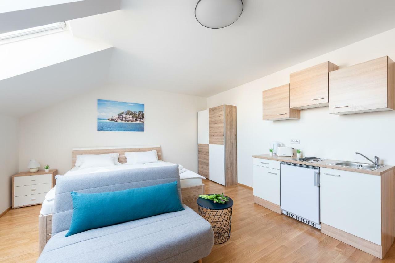 Ferdinand Apartment Praha Exteriér fotografie